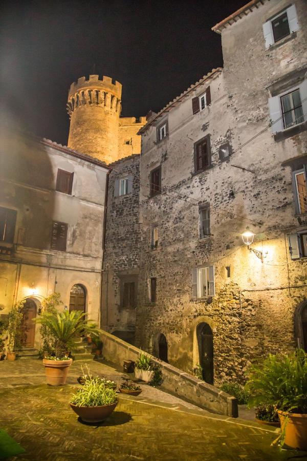 Апартаменты La Piazzetta Браччано Экстерьер фото